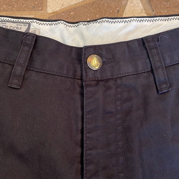Volcom Twill Shorts Size 28 - Picture 2 of 7